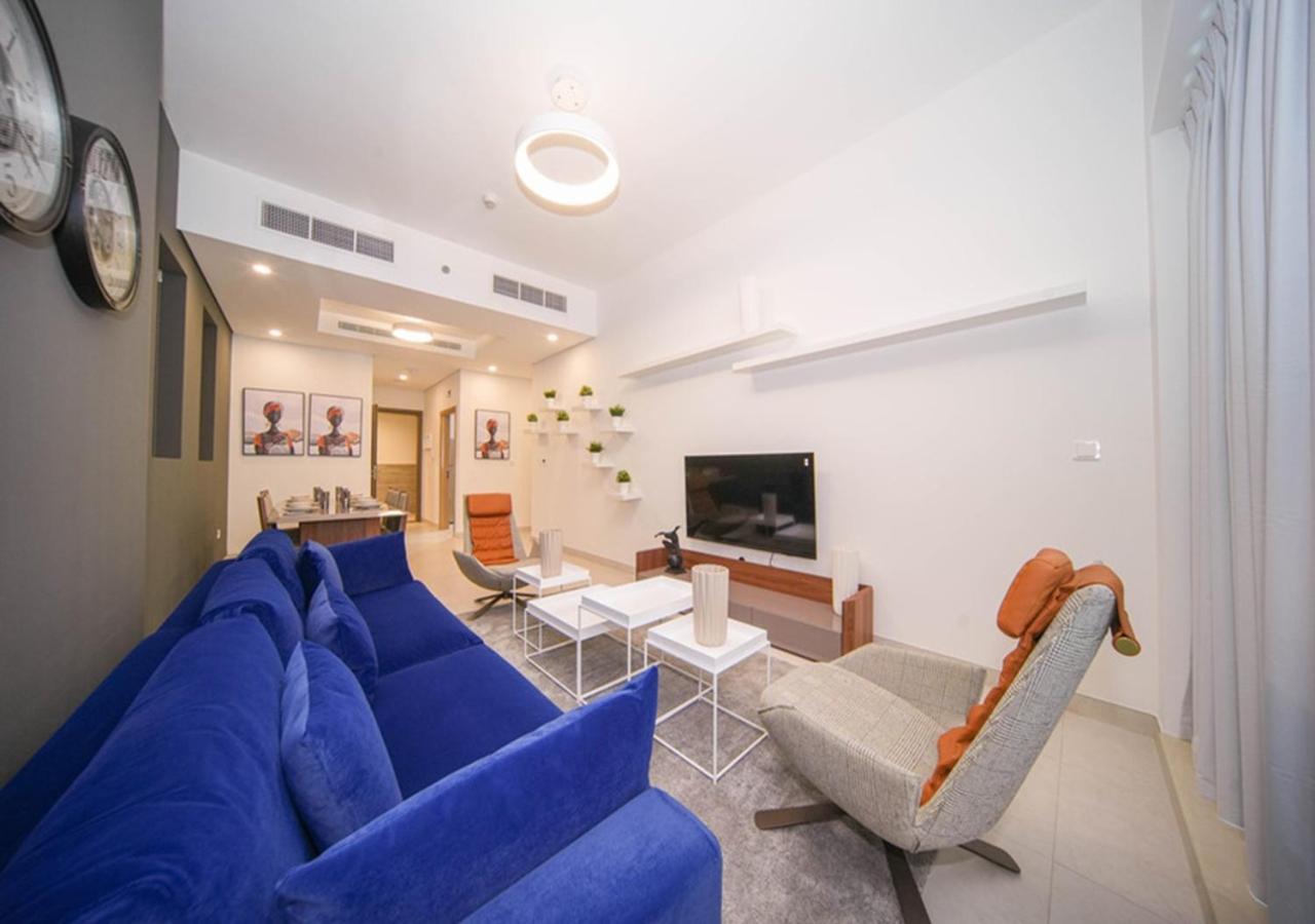 Elegant 2Br View With Rooftop Pool The Bay ดูไบ ภายนอก รูปภาพ